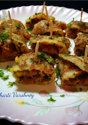 सूजी रॉल (Suji roll recipe in hindi) रेसिपी मुख्य फोटो