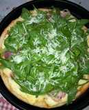 Pizza de crudo con rúcula 👌