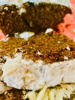Una foto de BUDÍN DE BANANA Y CACAO 🍌☕️🍫🧉🍫☕️🍌🧉🍌