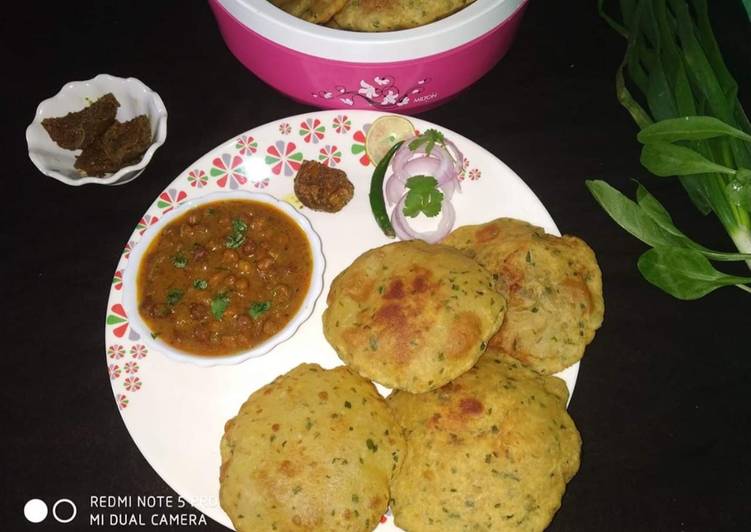 Step-by-Step Guide to Make Homemade Aloo palak ki puri With chana masala jhor