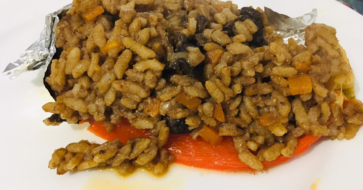 Morrón Relleno Con Risotto De Hongos Receta de Daniela Burgos- Cookpad