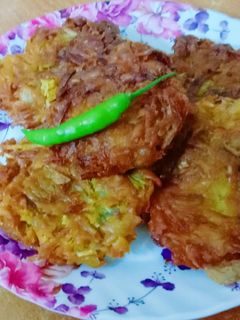 পেঁয়াজি (peyaji recipe in Bengali) রেসিপির প্রধান ছবি