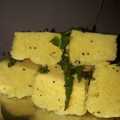 A picture of Gujarati Dhokla.