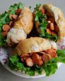 Sándwich🥪 de salchicha con salsa rosada