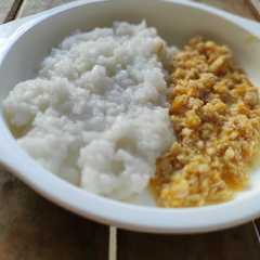 รูปของ MPASI 9+ NASI LEMBEK CHICKEN BUTTERNUT SAUCE #mpasi9bulan