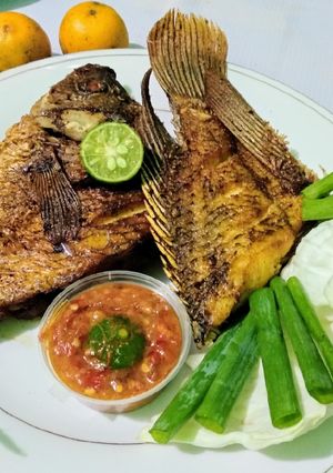 Foto resep Gurami goreng sambal penyet yummy 😋