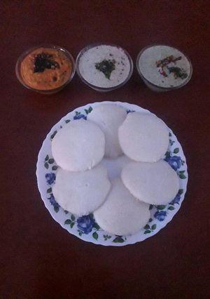 A picture of Idli.