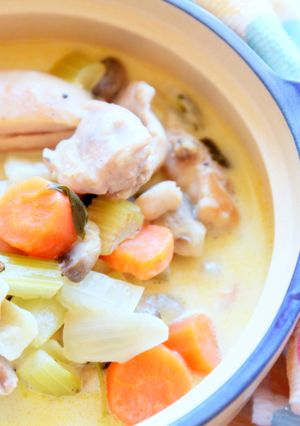 法式白酒燉雞Poule au pot 的食譜成品照片