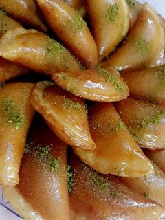 صورة لوصفة القطايف المنزلي بالجوز