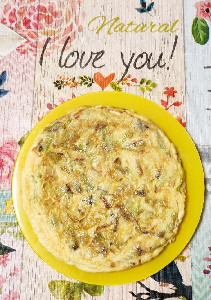 Una foto de Tortilla de ajos tiernos