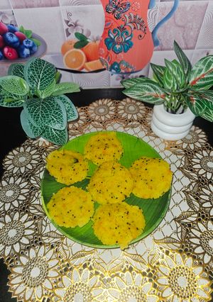 A picture of Moong dal idli.
