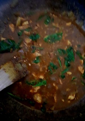 A picture of My Chicken Spinach Curry.