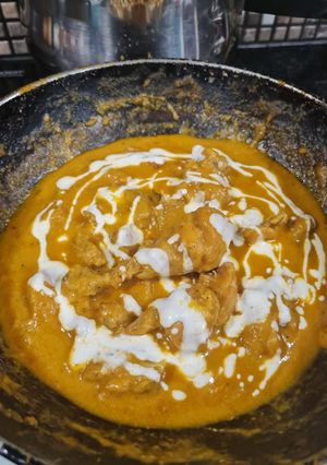 चिकन बटर मसाला (chicken butter masala recipe in hindi) रेसिपी मुख्य फोटो