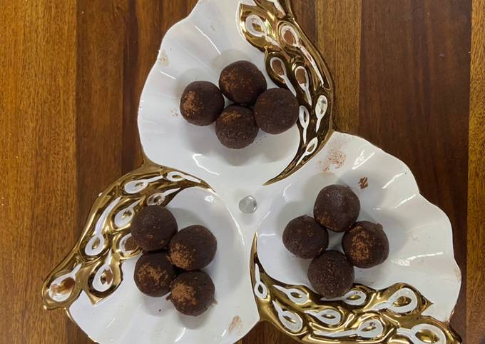 Step-by-Step Guide to Prepare Flavorful Chocolate energy balls