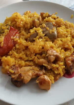 Una foto de Arroz y conejo a mi manera