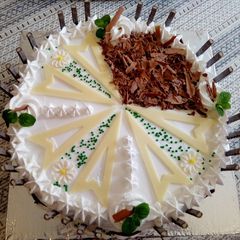A picture of Chocochip Lemon Cake#bakingchallenge.