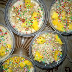A picture of Banana, mango and pomegranate smoothie😋😋😋.