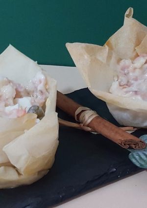 Una foto de Tartaletas de masa filo con ensaladilla