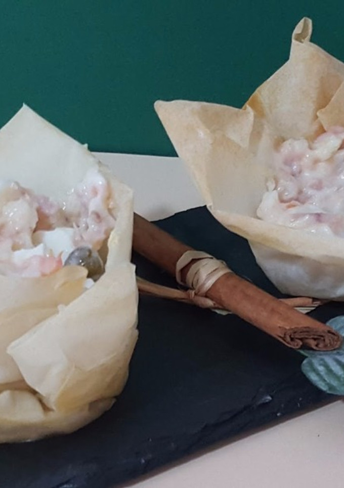 Una foto de Tartaletas de masa filo con ensaladilla