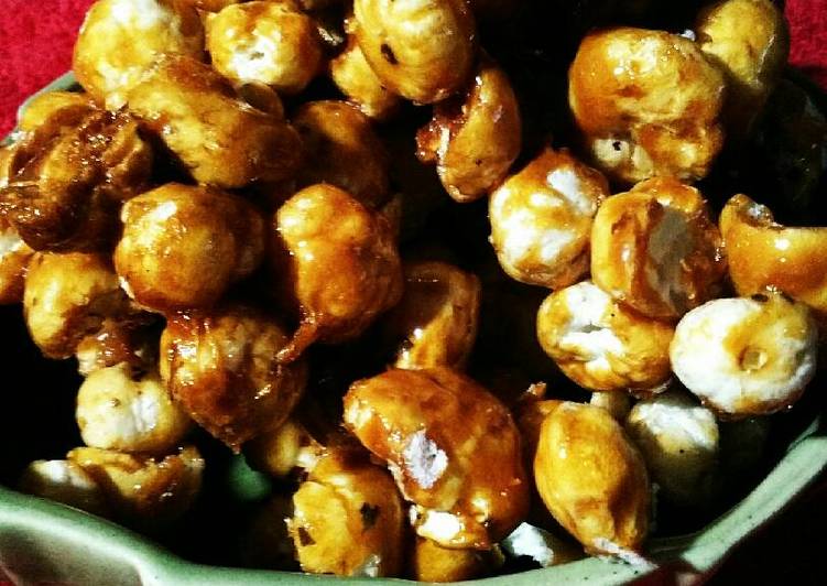 Step-by-Step Guide to Prepare Super Quick Homemade Jaggery Phool Makhane