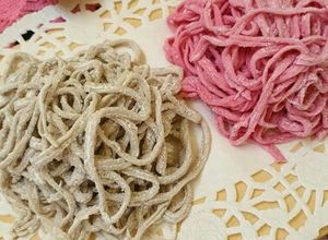 Foto resep Mie Kulit Buah Naga Home Made (Tepung Mocaf)