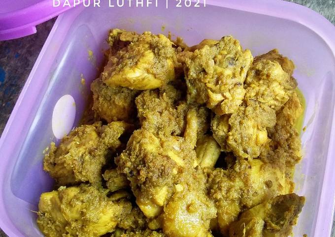 Ayam Ungkep Bumbu Kuning