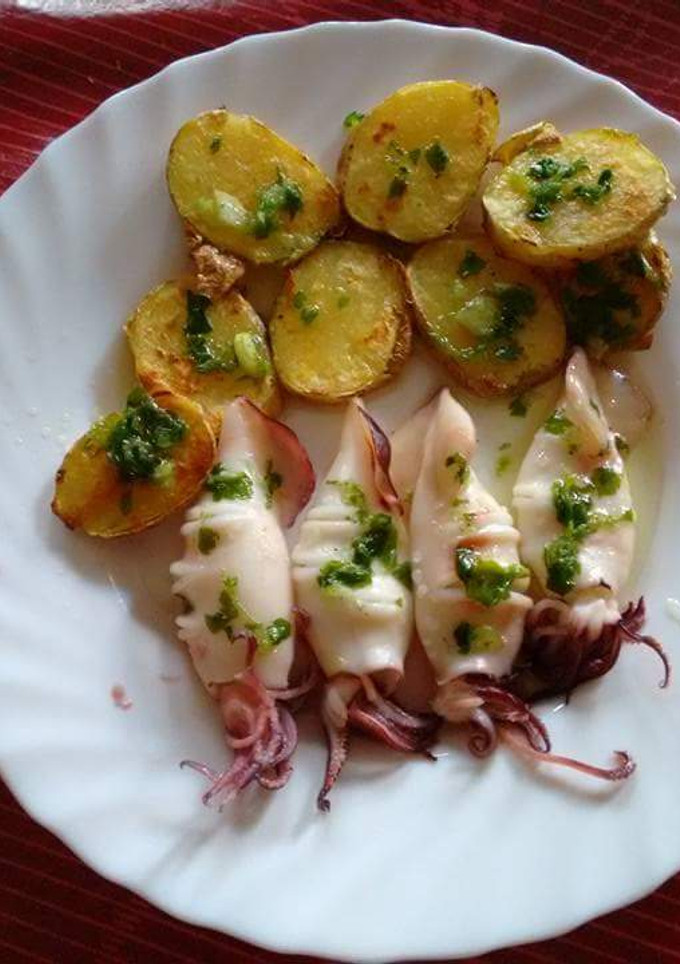 Una foto de Calamares con majaillo