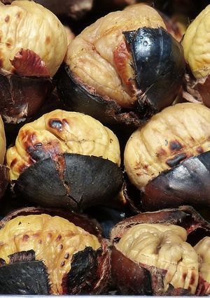 Foto de CASTANHAS ASSADAS (NA FRIGIDEIRA)