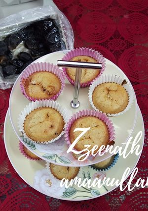 A picture of Dates Vanilla Cup cakes.