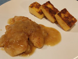 Supremas de pollo a la mostaza y miel con polenta grillada