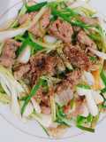 Thịt bò xào kiệu
