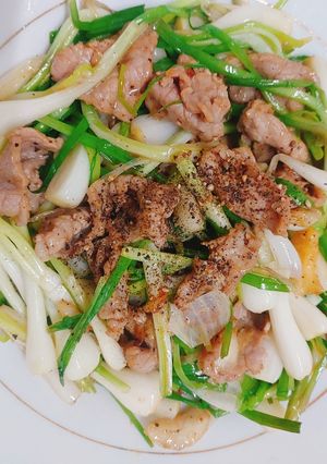 Hình của món Thịt bò xào kiệu.