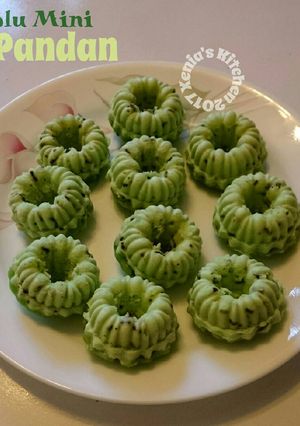 Foto resep Bolu mini pandan meses 🌿