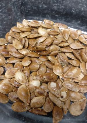 Una foto de Pipas de calabaza tostadas en sartén