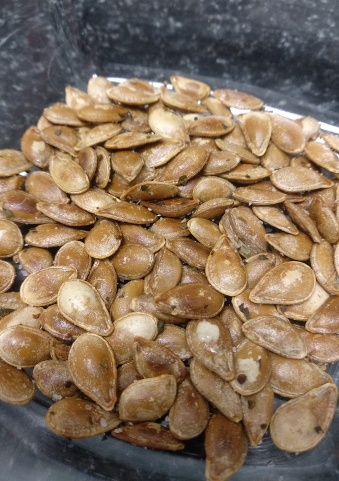 Una foto de Pipas de calabaza tostadas en sartén