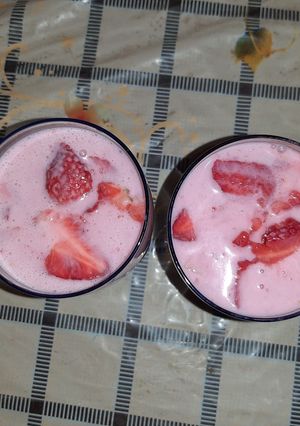 A picture of Strawberry cream.