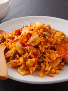 【家樂福廚房】泡菜豬肉炒飯(免用油法) 的食譜成品照片
