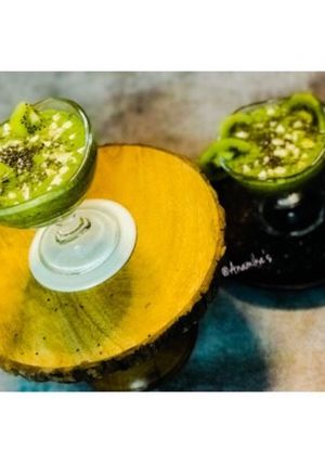 A picture of Green Smoothie: With Kiwi Banana Spinach and Chia Seeds.