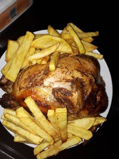 صورة لوصفة فروجة مشوية بالفرن 😋