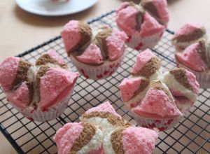 Foto resep Bolu Kukus Neapolitan, Tanpa Soda, Tips Anti Gagal