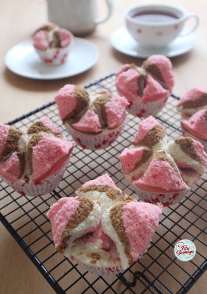 Foto resep Bolu Kukus Neapolitan, Tanpa Soda, Tips Anti Gagal