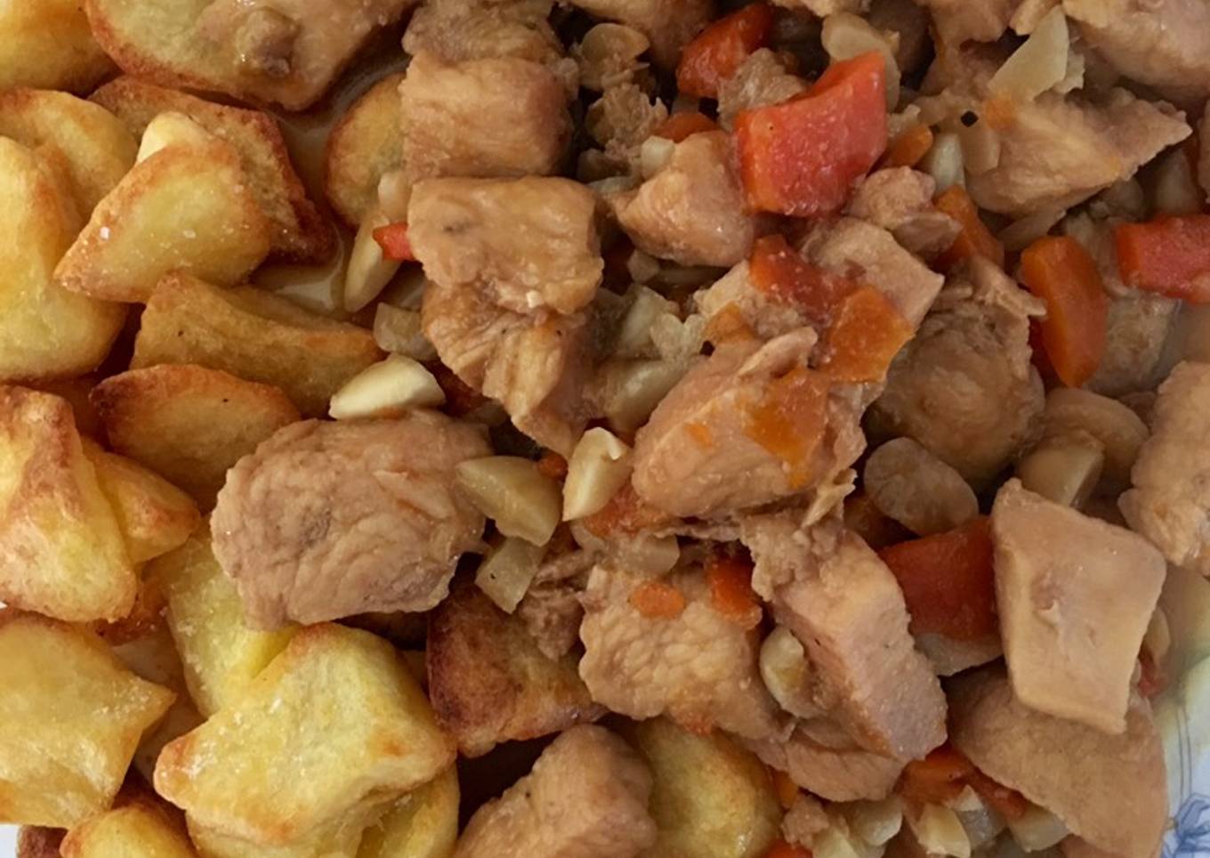Pollo con almendras