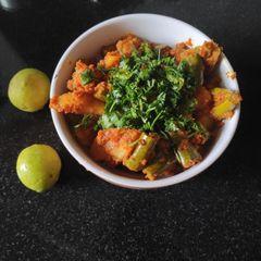 A picture of Gravy alu parwal.