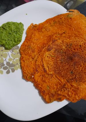 બેસન ના ચીલા (Besan Chila Recipe In Gujarati) રેસીપી મુખ્ય ફોટો