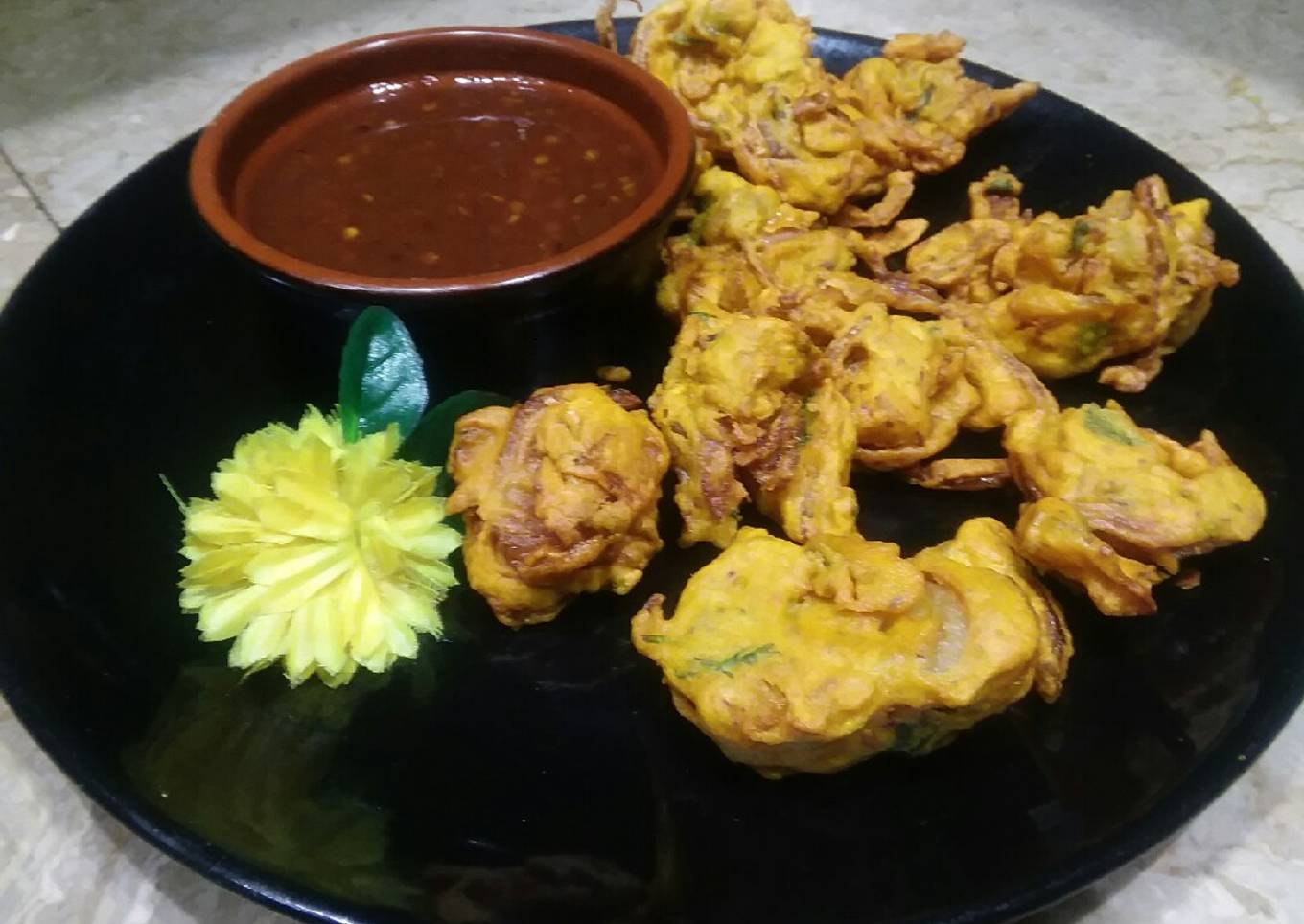 Besan kay pakoray😋