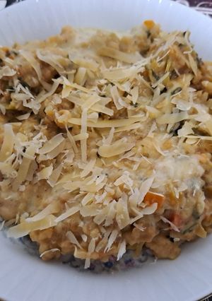 Una foto de Arroz cremoso con vegetales