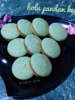Foto resep 4 - Bolu Pandan Keju