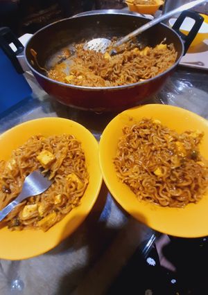 पनीरी मैगी (paneeri maggi recipe in Hindi) रेसिपी मुख्य फोटो