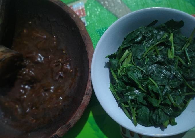 Kangkung brambang asem