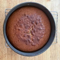A picture of All Season Chestnut Cake.
